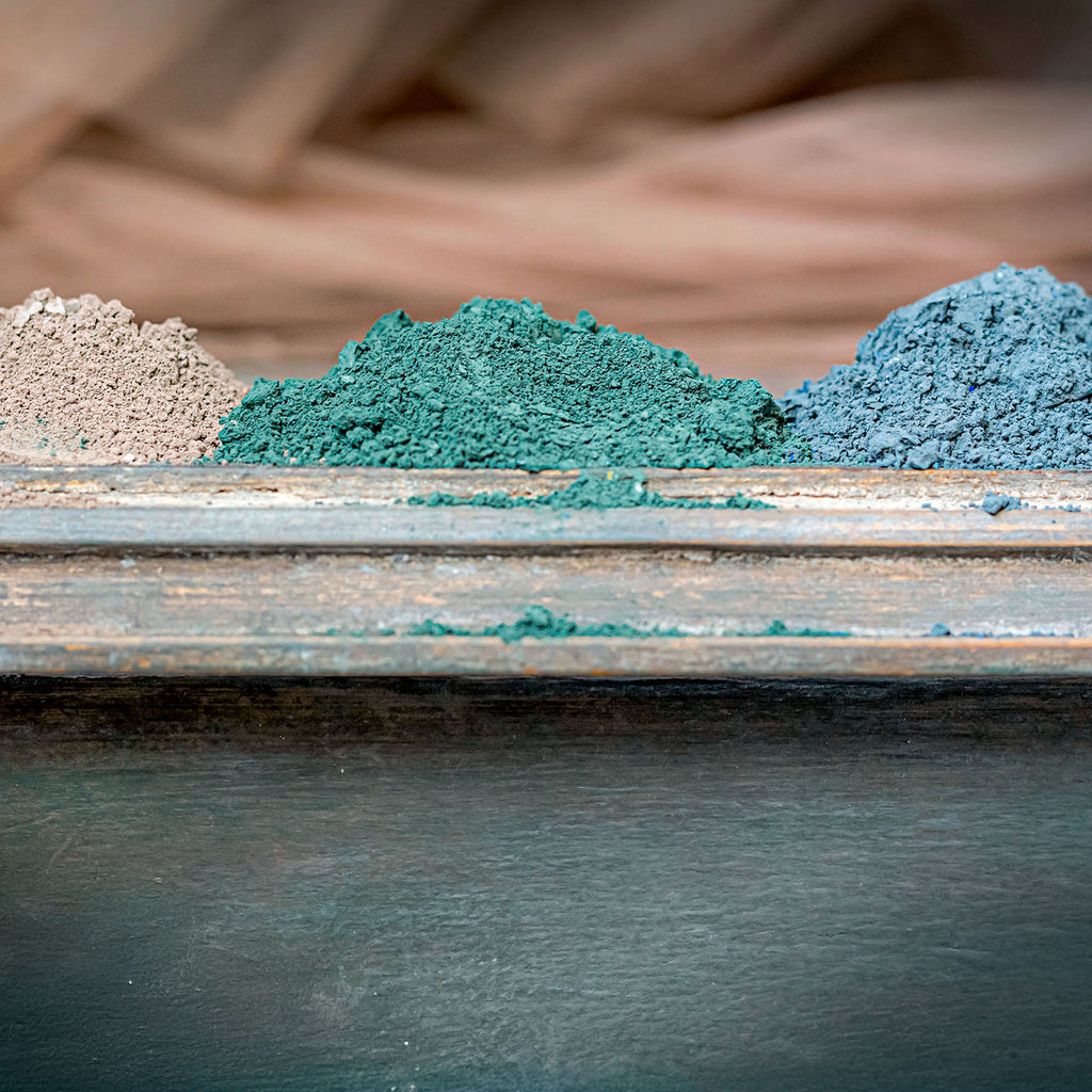 Legacy Paint Gustavian Collection: Exclusive mineral pigments, hand-mixed by Spanish artisans in our own workshop. Authentic, unrepeatable formulas for fidedign furniture reinterpretation. Pure raw matter created with traditional Spanish technical rigor for professional European ateliers.